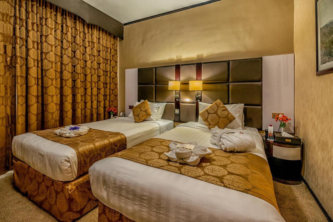 The Park Hotel Formerly Дубай Экстерьер фото
