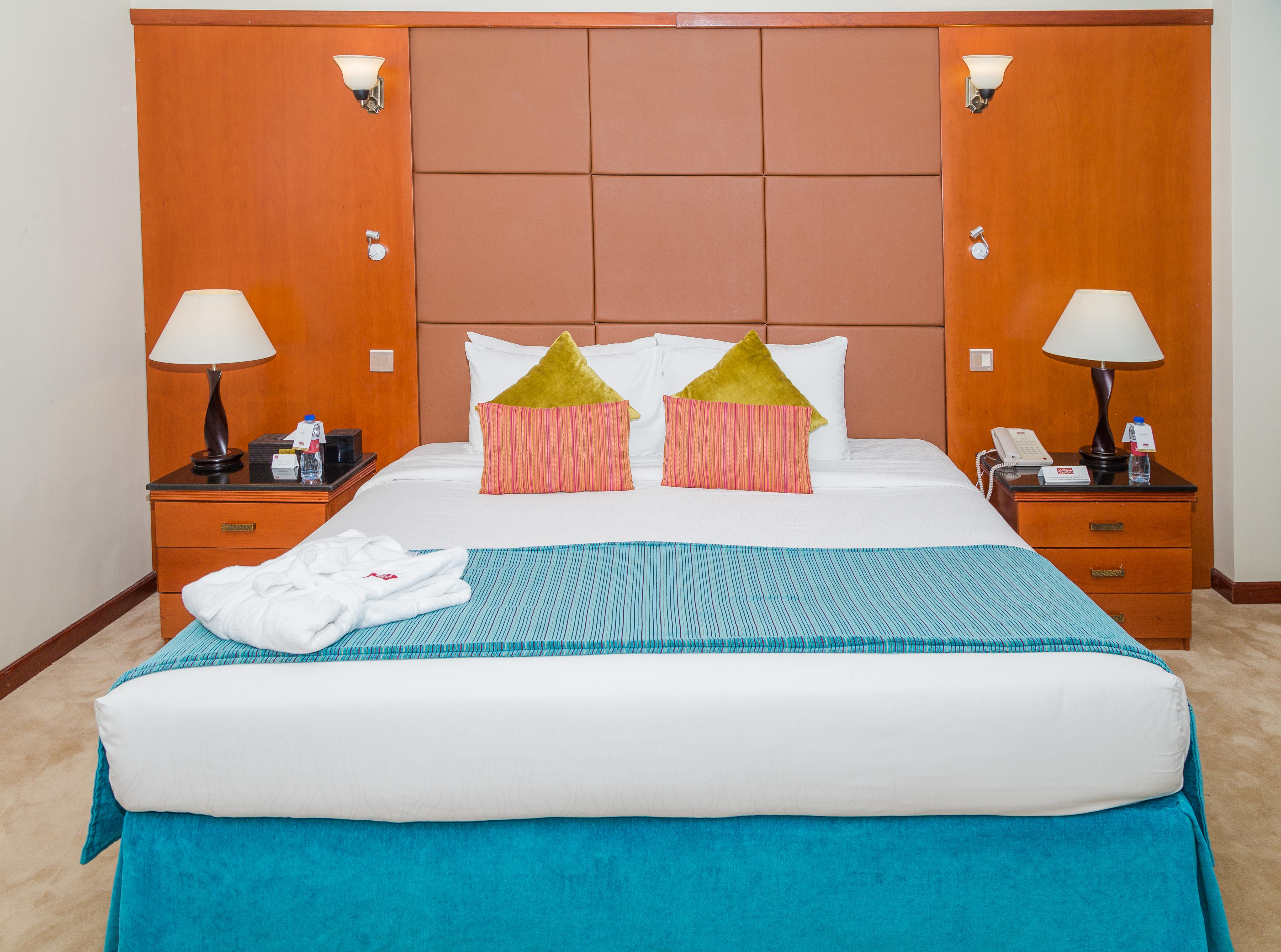 The Park Hotel Formerly Дубай Экстерьер фото